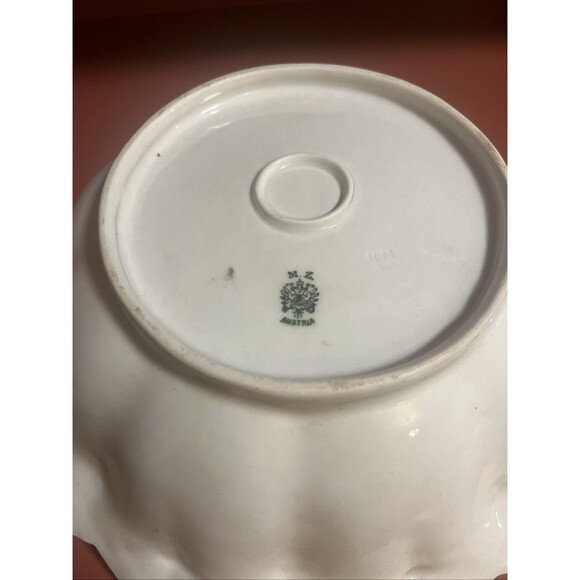 Antique MZ AUSTRIA Hand Painted Bowl Pink Roses Embossed Mold Victorian - Picture 8 of 8